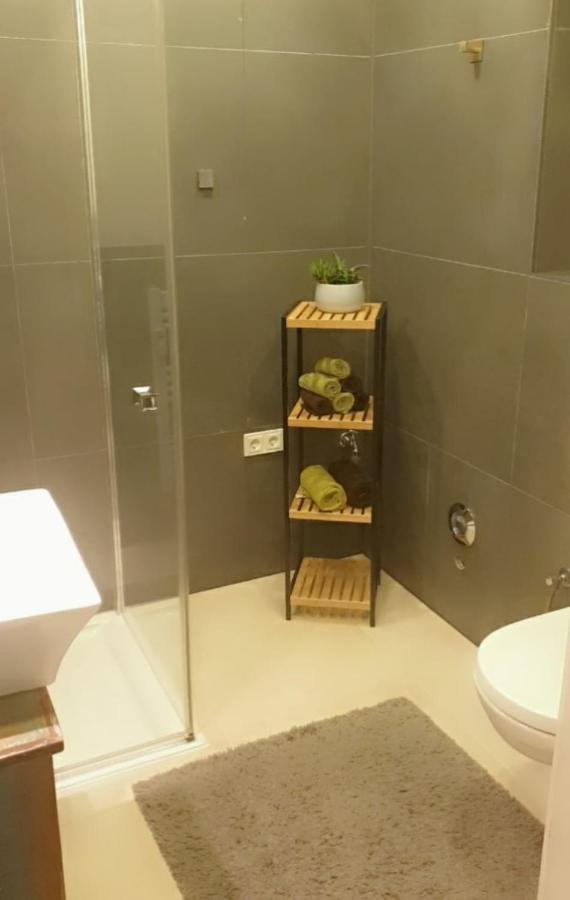 Apartment Mit Schoener, Moderner Einrichtung Colonia Esterno foto